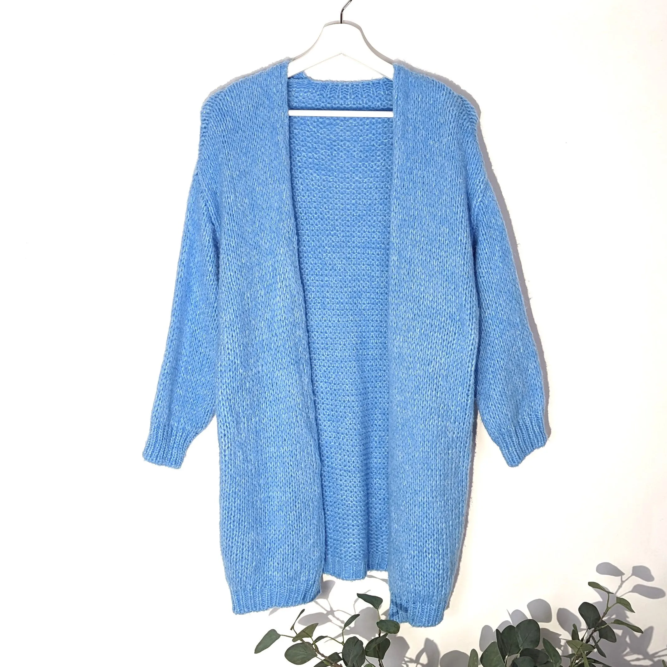 Acrylic mix mid length open cardi