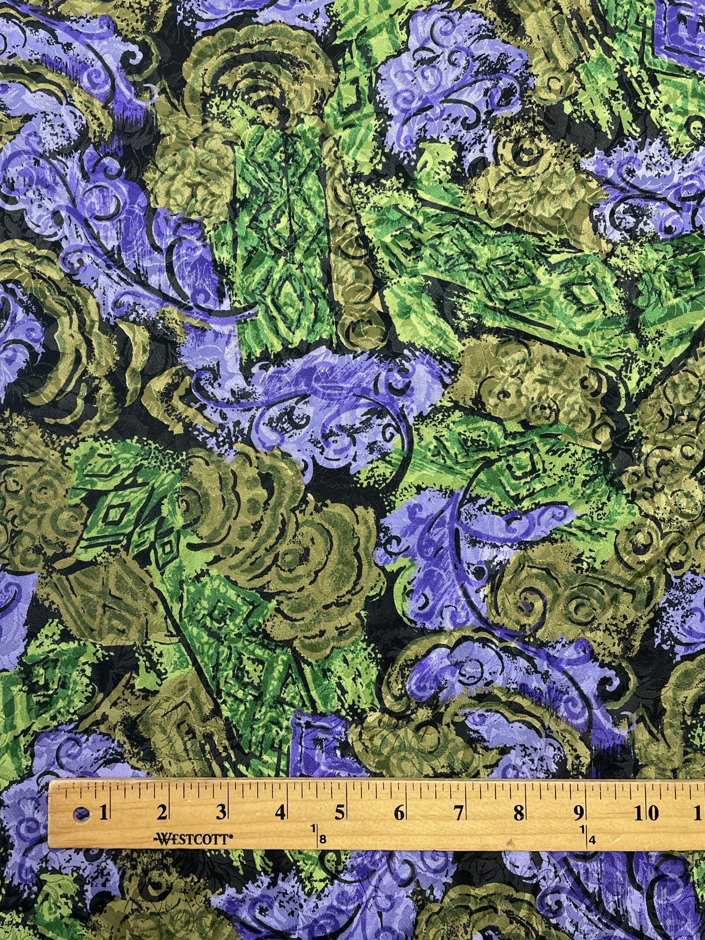 Polyester Floral Jacquard Vintage - Green and Black with Purple Flowers